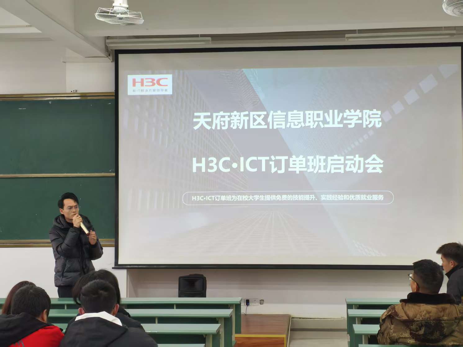 510b4bf63f96580ad98415fa9c799cb.jpg