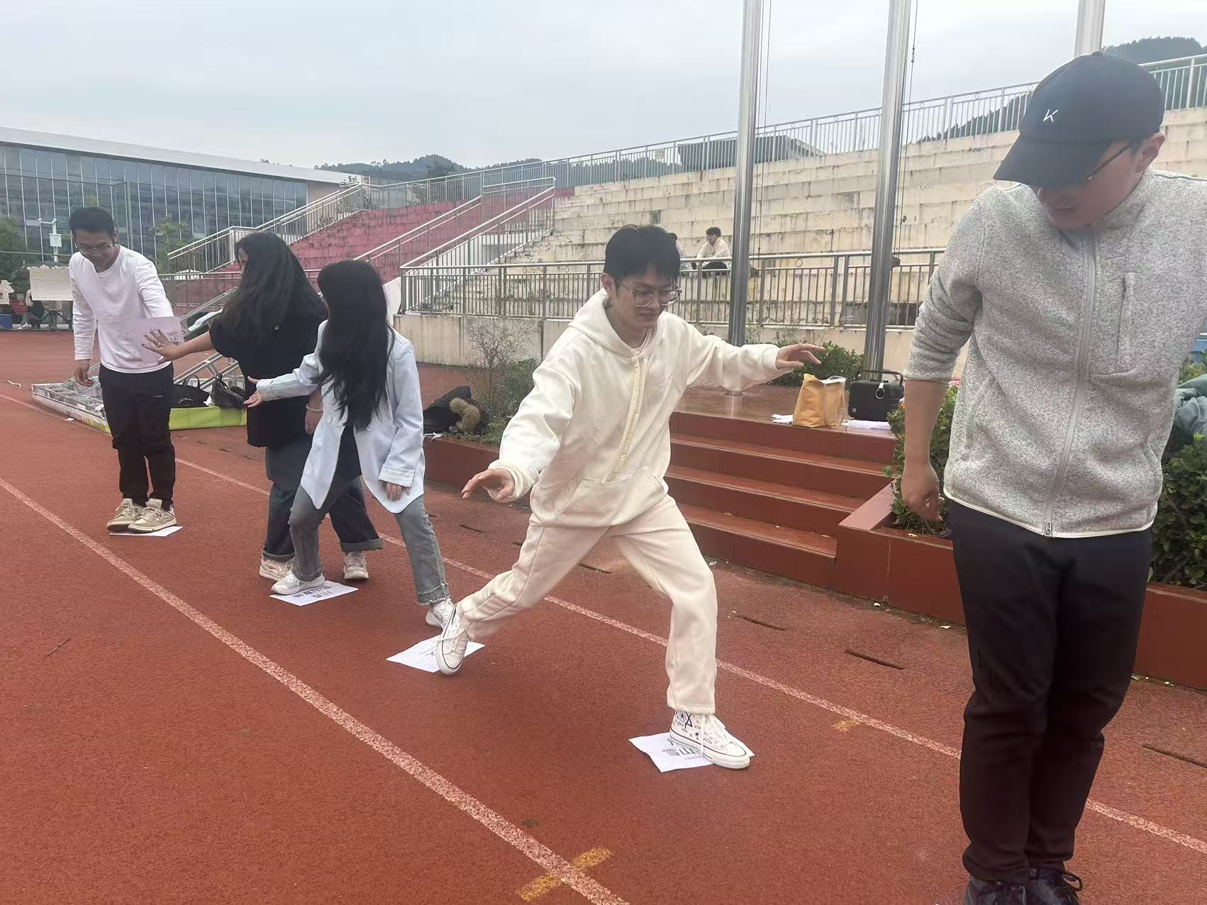 1766028007894001573.jpg c879ea589012c70b531dff773468f5d8.jpg