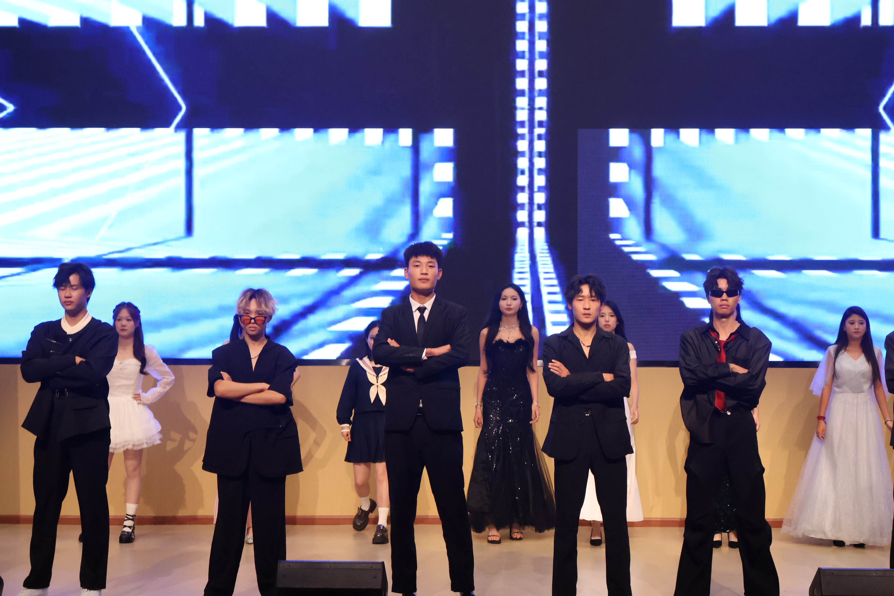 1766131921143053219.jpg 5.jpg