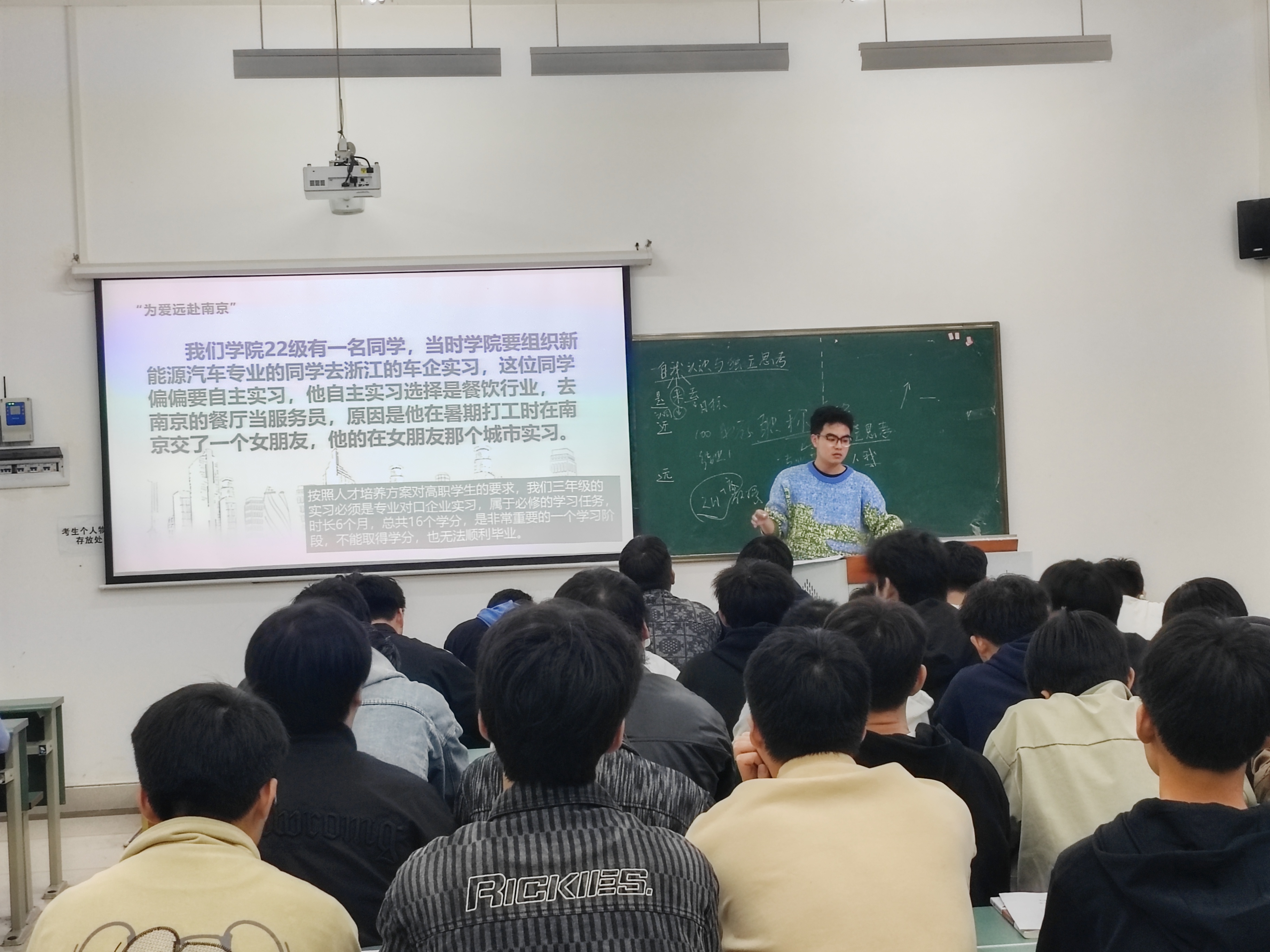 1766134155511022290.jpg 16a7bc9ebc5e281e0bc991b13347ab2.jpg