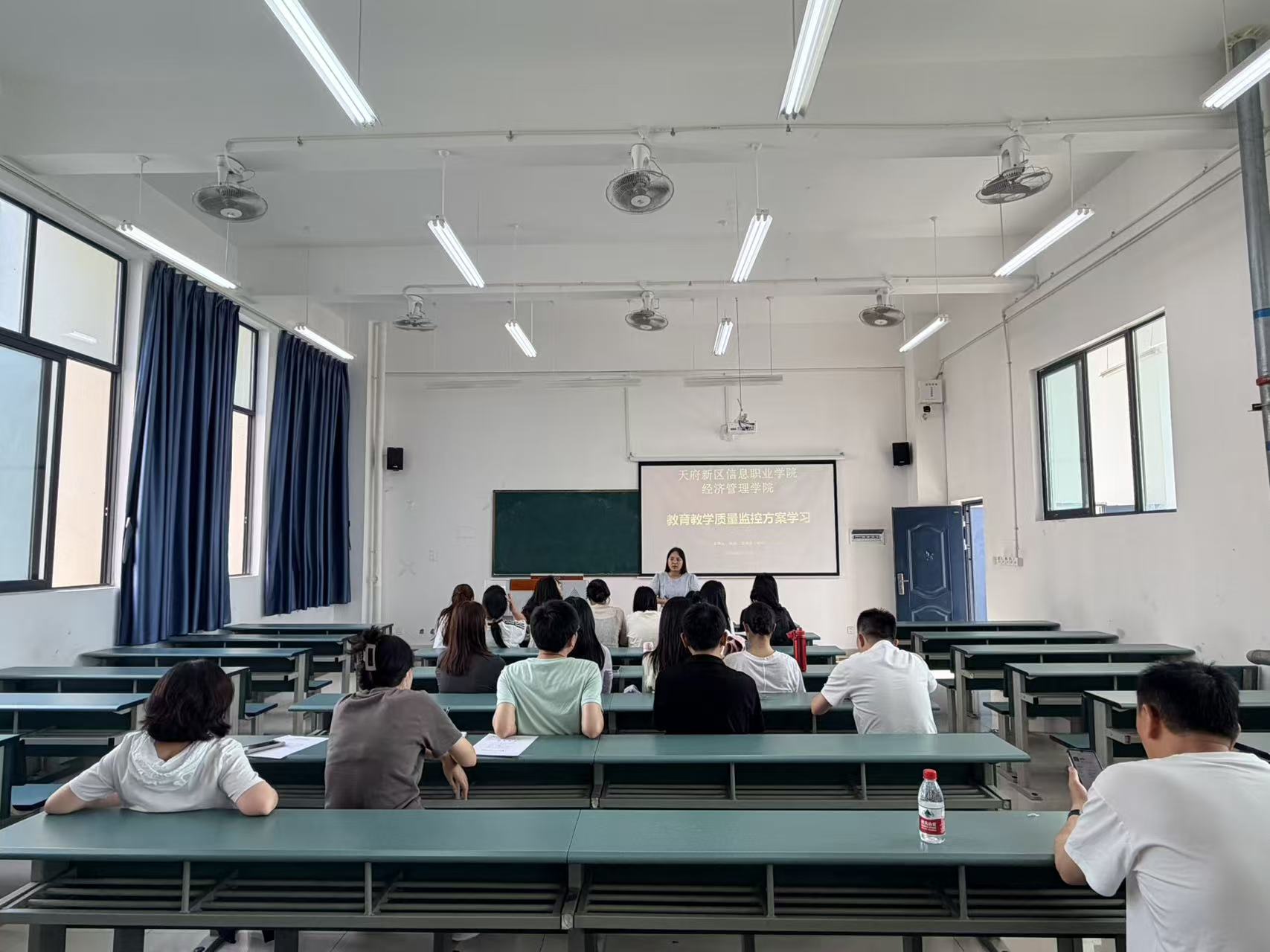 学习照片1.jpg