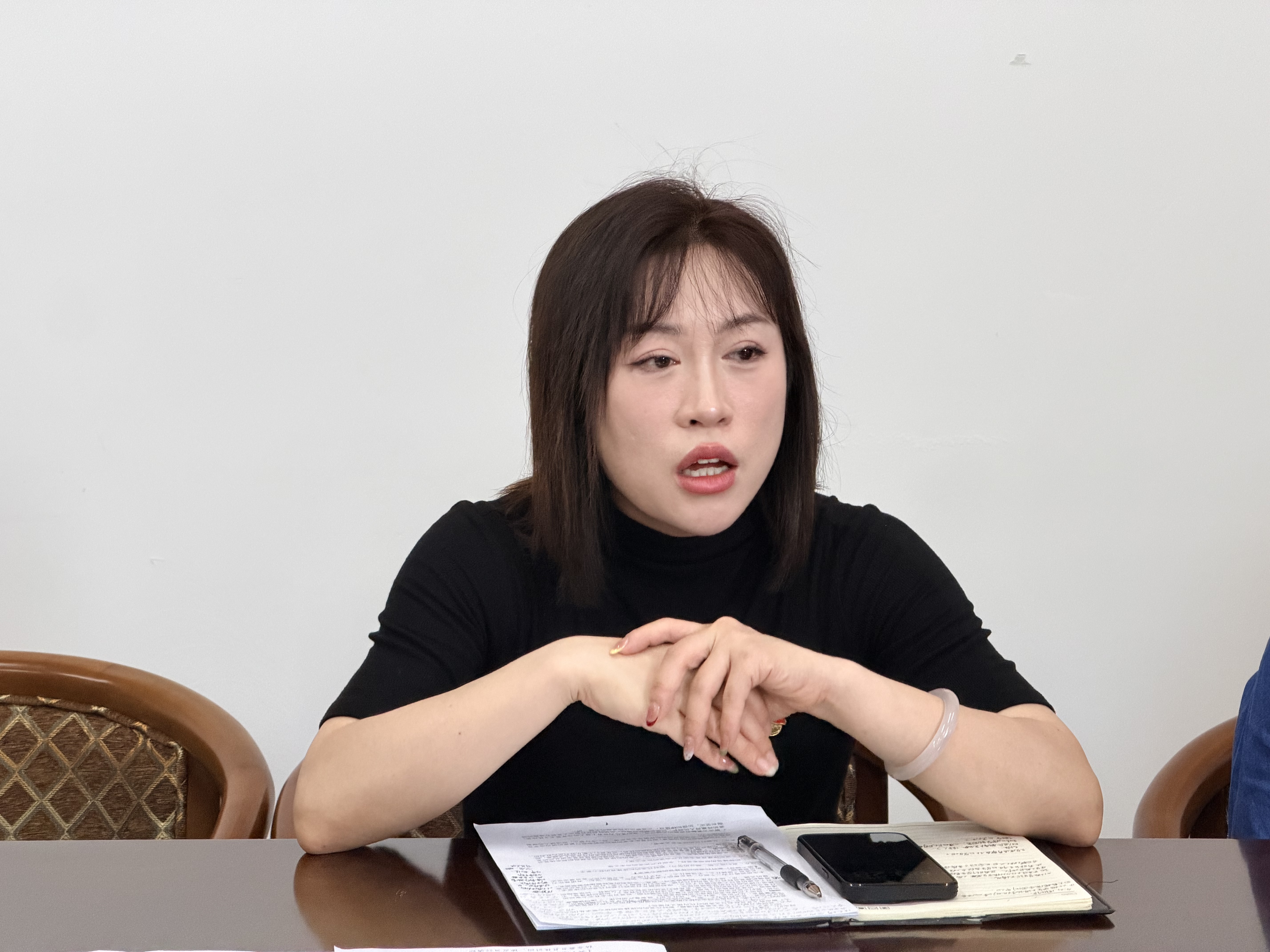 张燕讲话1.jpg